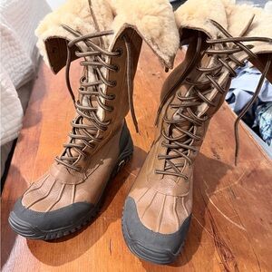 UGG Tan and Black Lace-Up Winter Boots